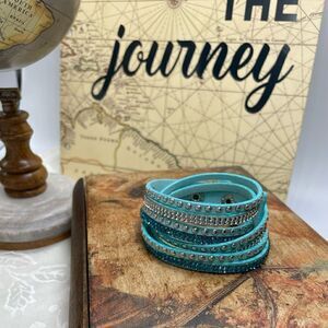 Soft leather bands in 10 gorgeous colors. Bracelet, Wristband, Leather Wrap. New